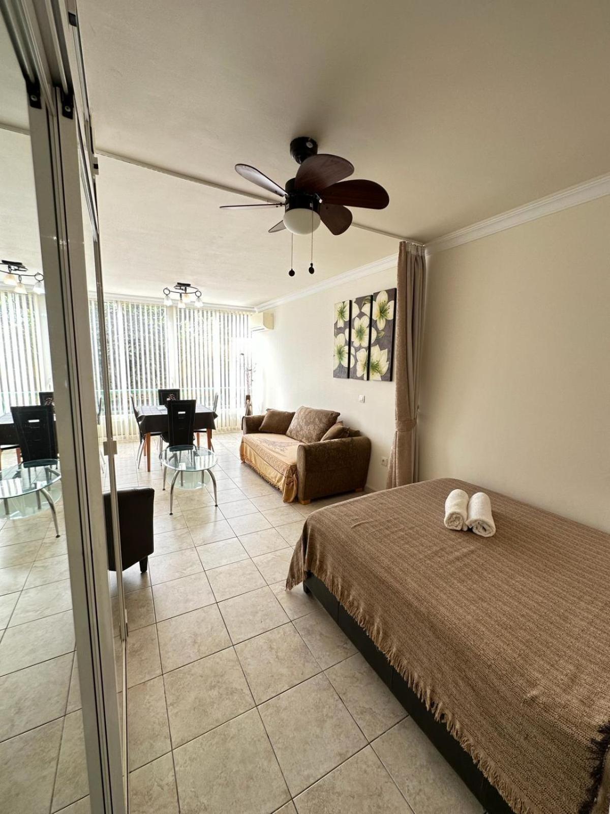 Firstline Apartment Los Cristianos Arona  Eksteriør bilde