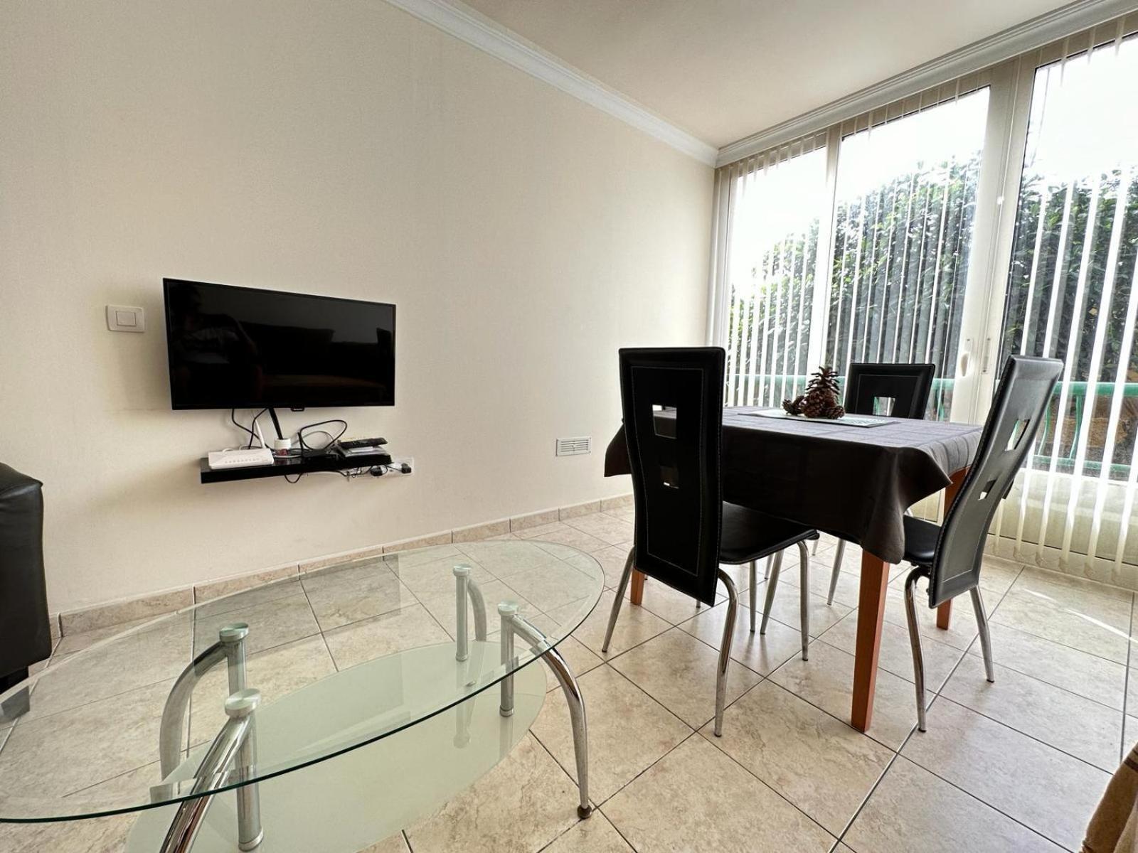 Firstline Apartment Los Cristianos Arona  Eksteriør bilde