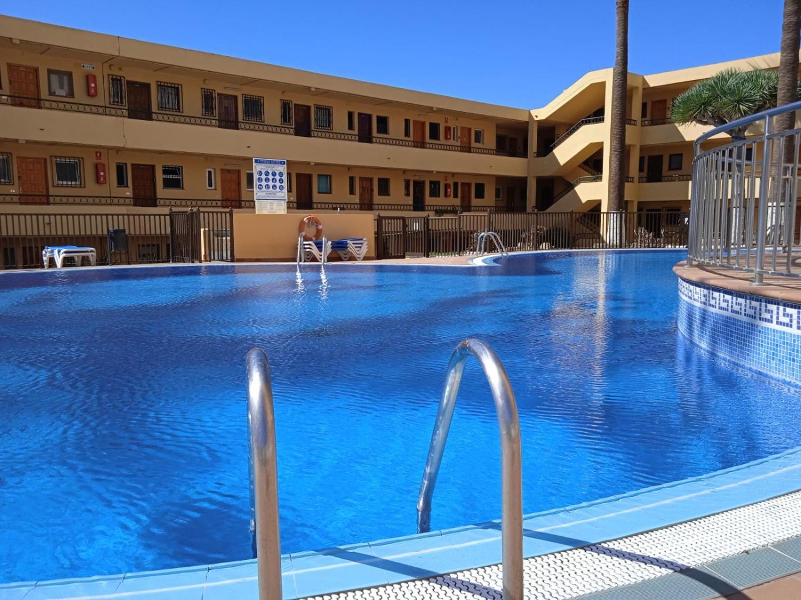 Firstline Apartment Los Cristianos Arona  Eksteriør bilde