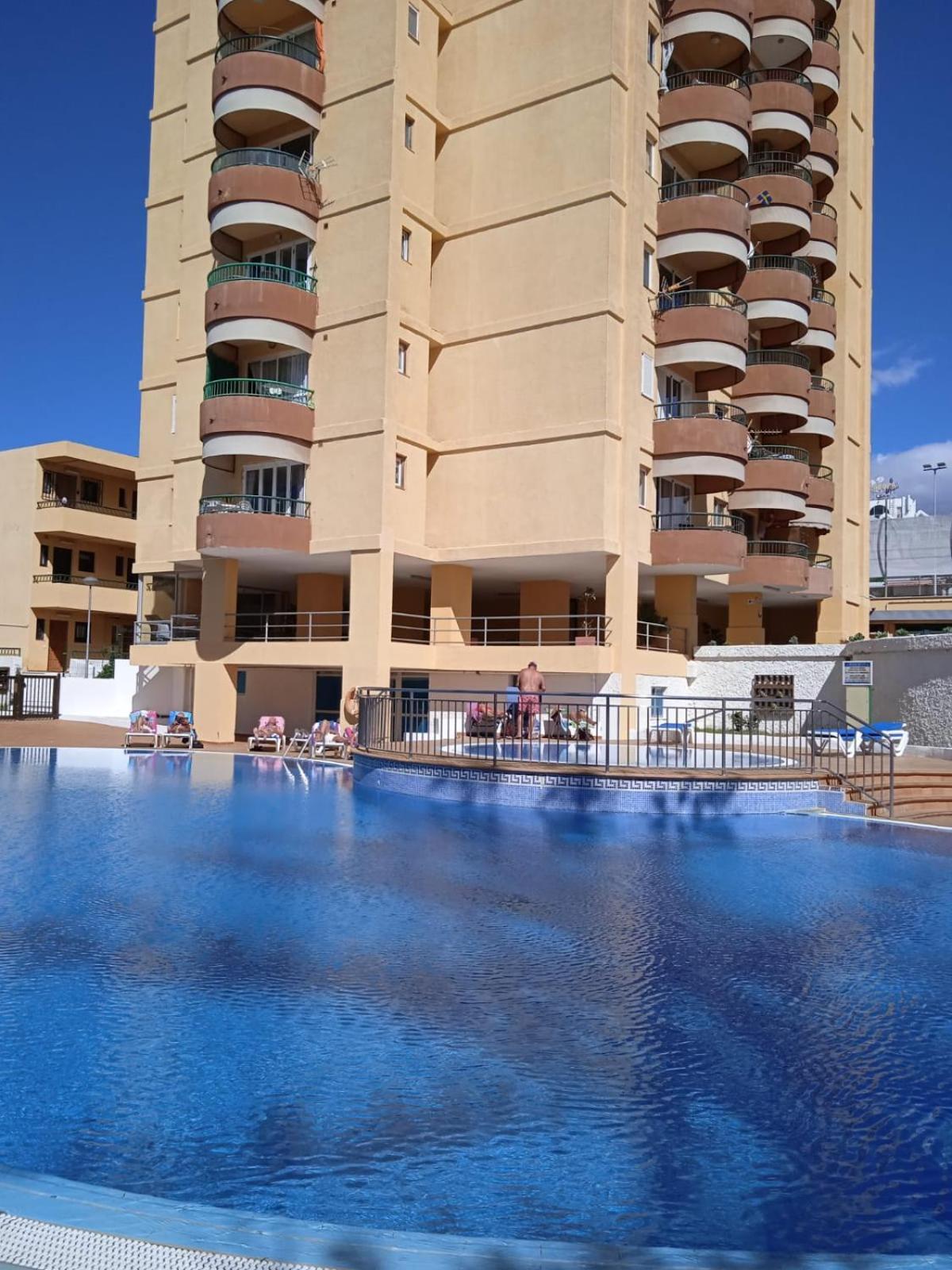 Firstline Apartment Los Cristianos Arona  Eksteriør bilde