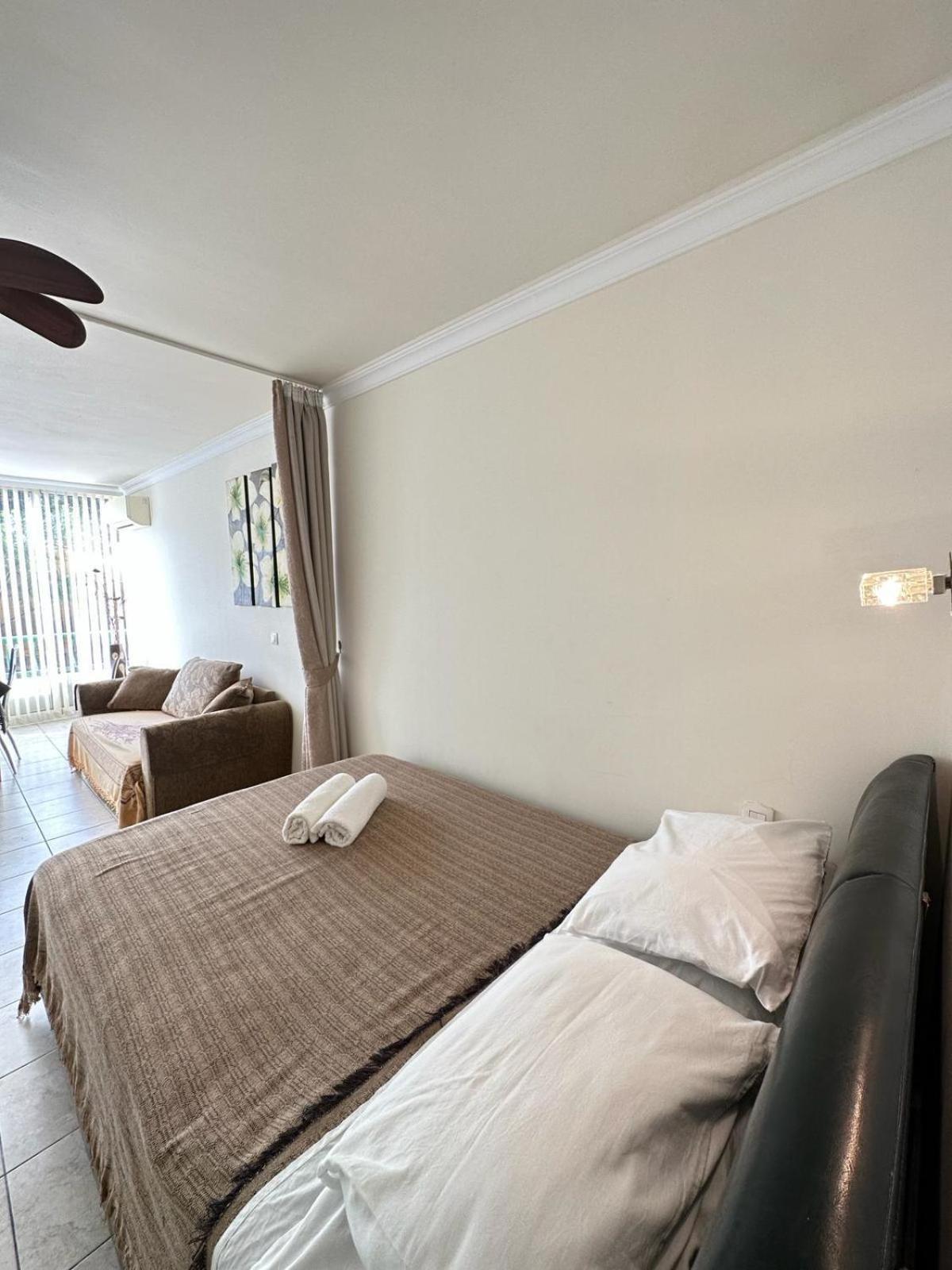 Firstline Apartment Los Cristianos Arona  Eksteriør bilde